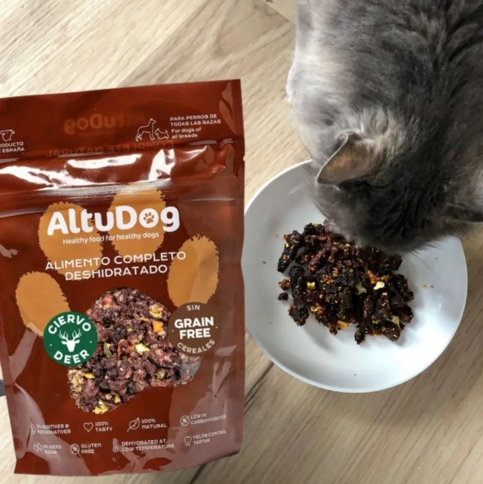AltuDog Menú Deshidratado de Ciervo para Perros y Gatos