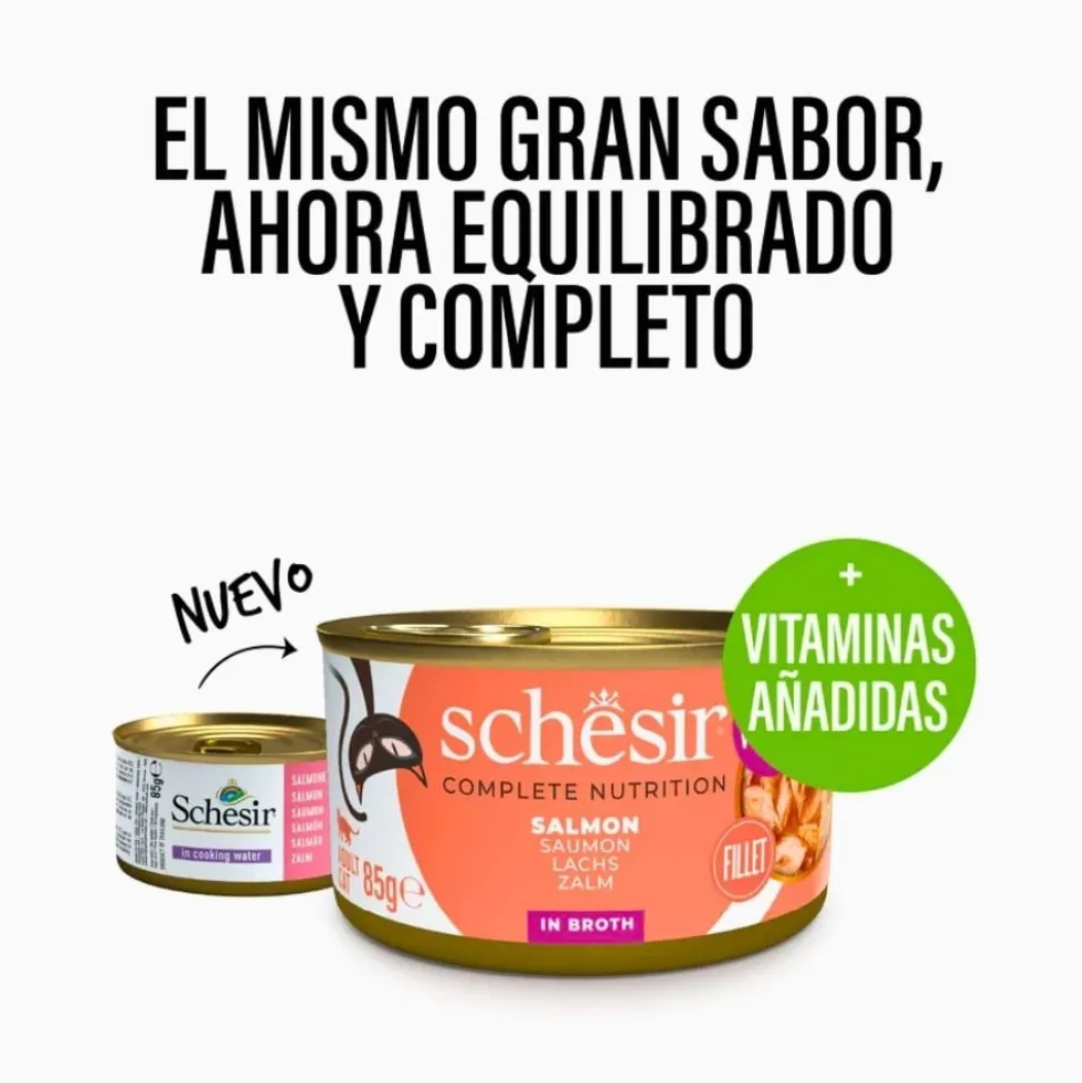 Schesir Lata de Salmón en Caldo para Gato
